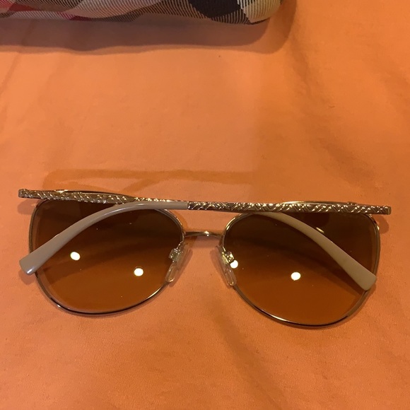 Sunglasses - Picture 2 of 4